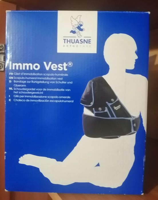 Vestă pentru imobilizarea articulațiilor umărului