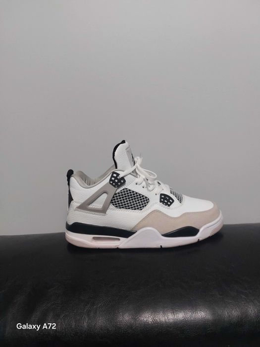 Jordan 4 Military Black