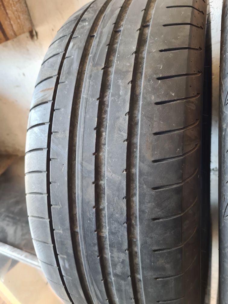 2 бр. летни гуми 235/55/19 GoodYear SUV DOT 2918 4,5 mm