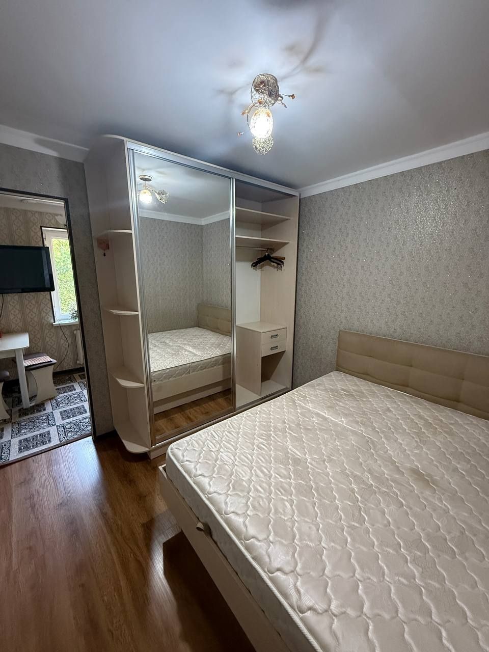 Максим горкий 1 х 2 хона килинган ижарага срочно