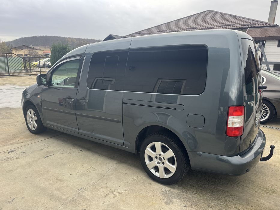 Vw Caddy 1.9 tdi 105 cai 7 locuri