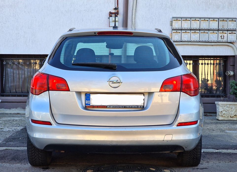 Opel Astra J * 11.2011 * 1.7 CDTi 110 CP * Euro 5 * Break * Inm RO *