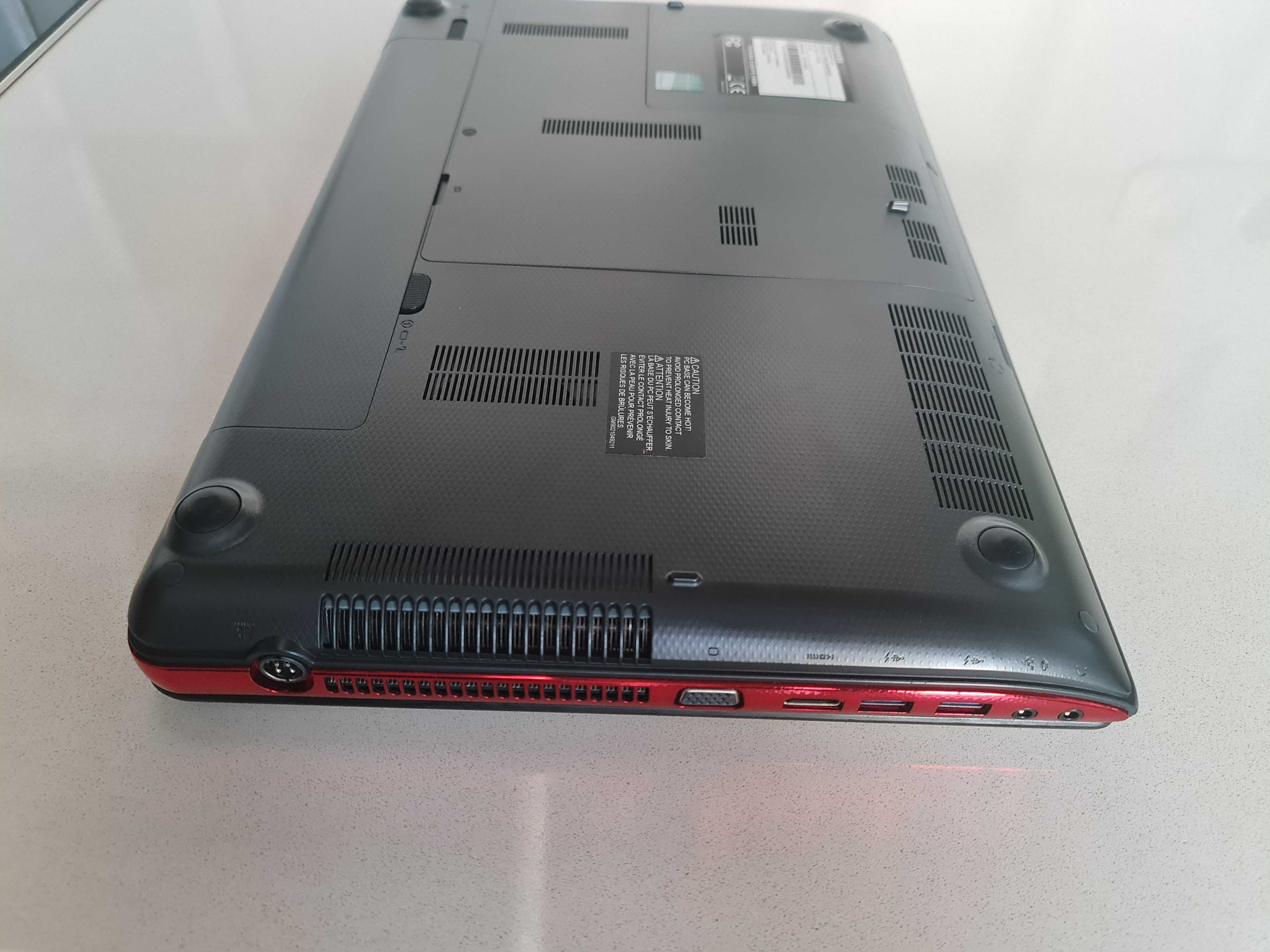Лаптоп 3D Toshiba Qosmio X870