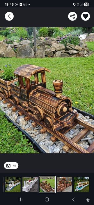 Locomotiva decorativa din lemn cu vagoane – lucrata manual la comanda