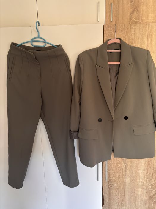 Zara /lc waikiki дамски костюми