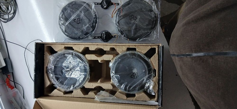 Калонка HERTZ сотилади