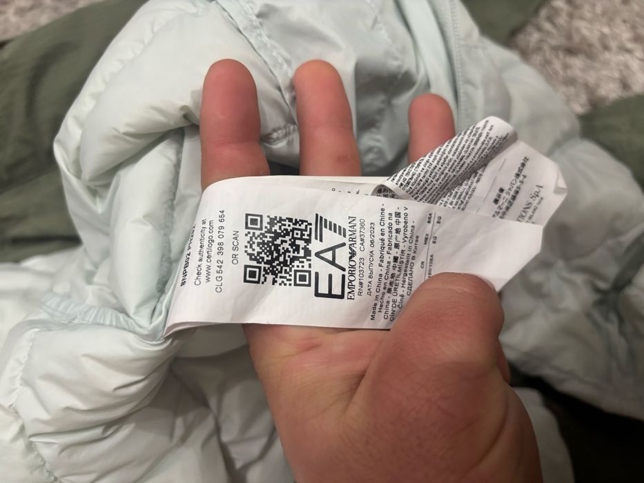 Emporio Armani 7 яке