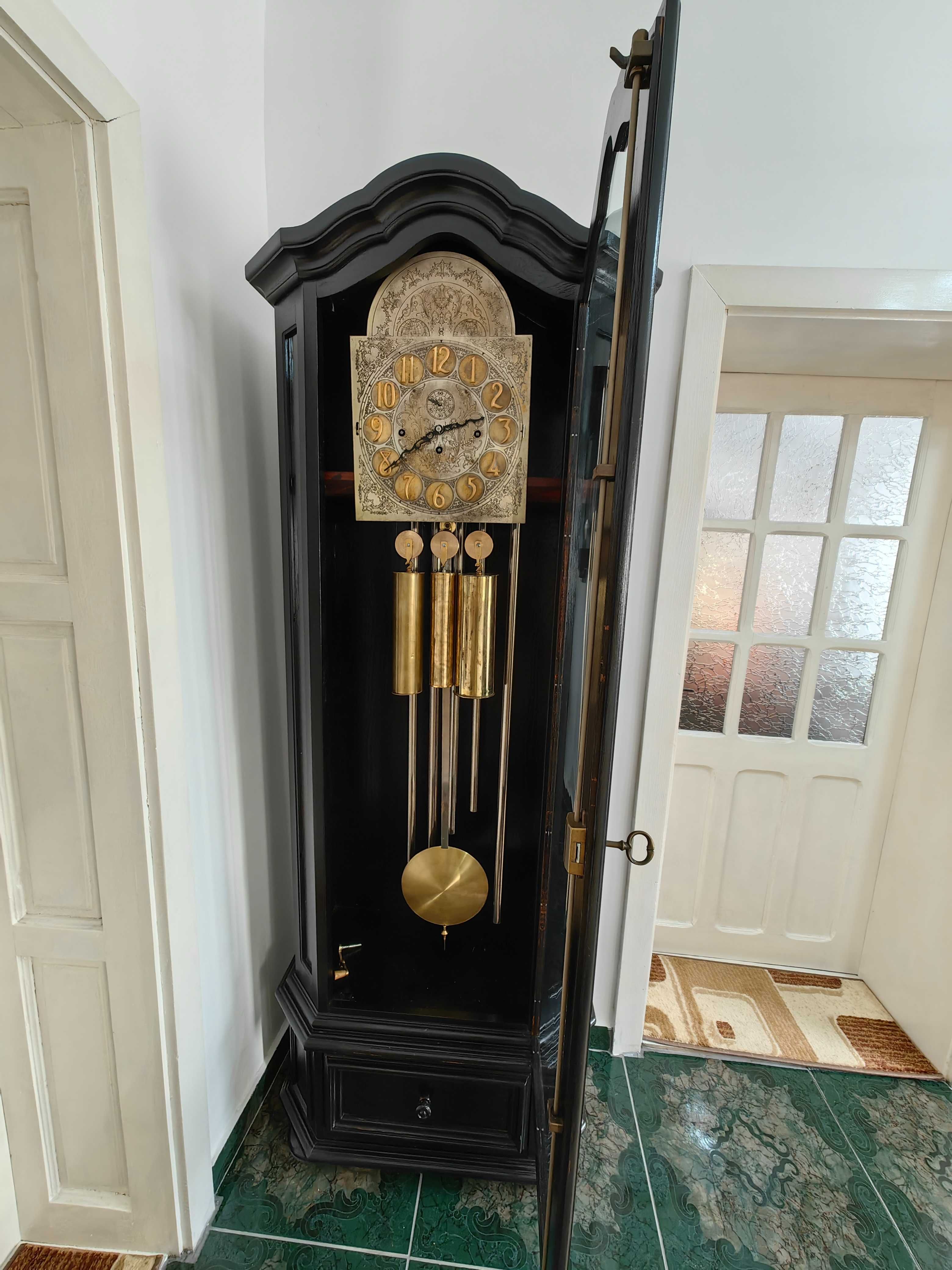ceas ,pendula de podea,cu tuburi de sunet,marca HERSCHEDE,an 1919