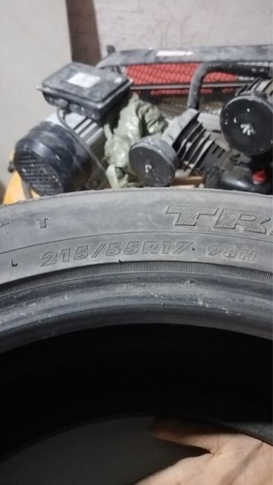 Продаю Зимние шины