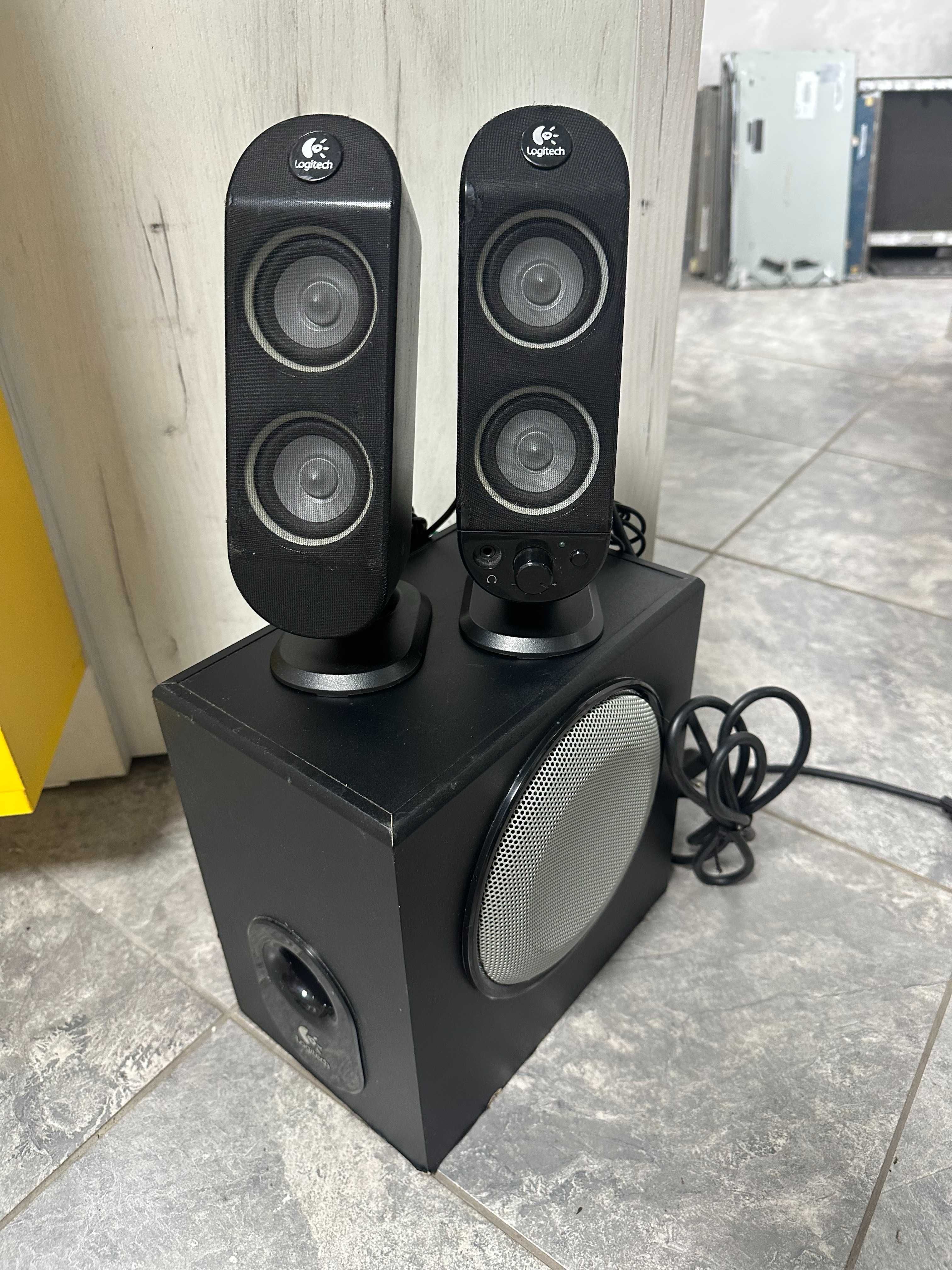 Logitech X-230 2.1 за компютър