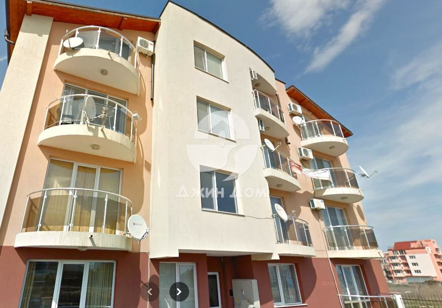 Продава се Двустаен апартамент в с. Равда, Област Бургас - 70 кв.м за 1179 €/кв.м - Снимка #10