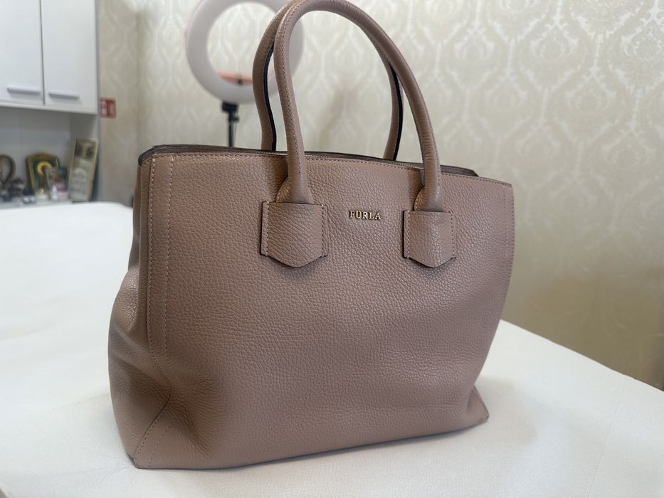 Чанти Фурла Furla Като Нови 100% Италианска Естествена Кожа