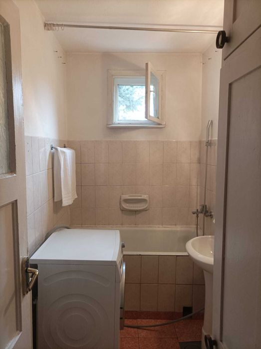 Apartament 4 camere-zona centrului vechi Deva