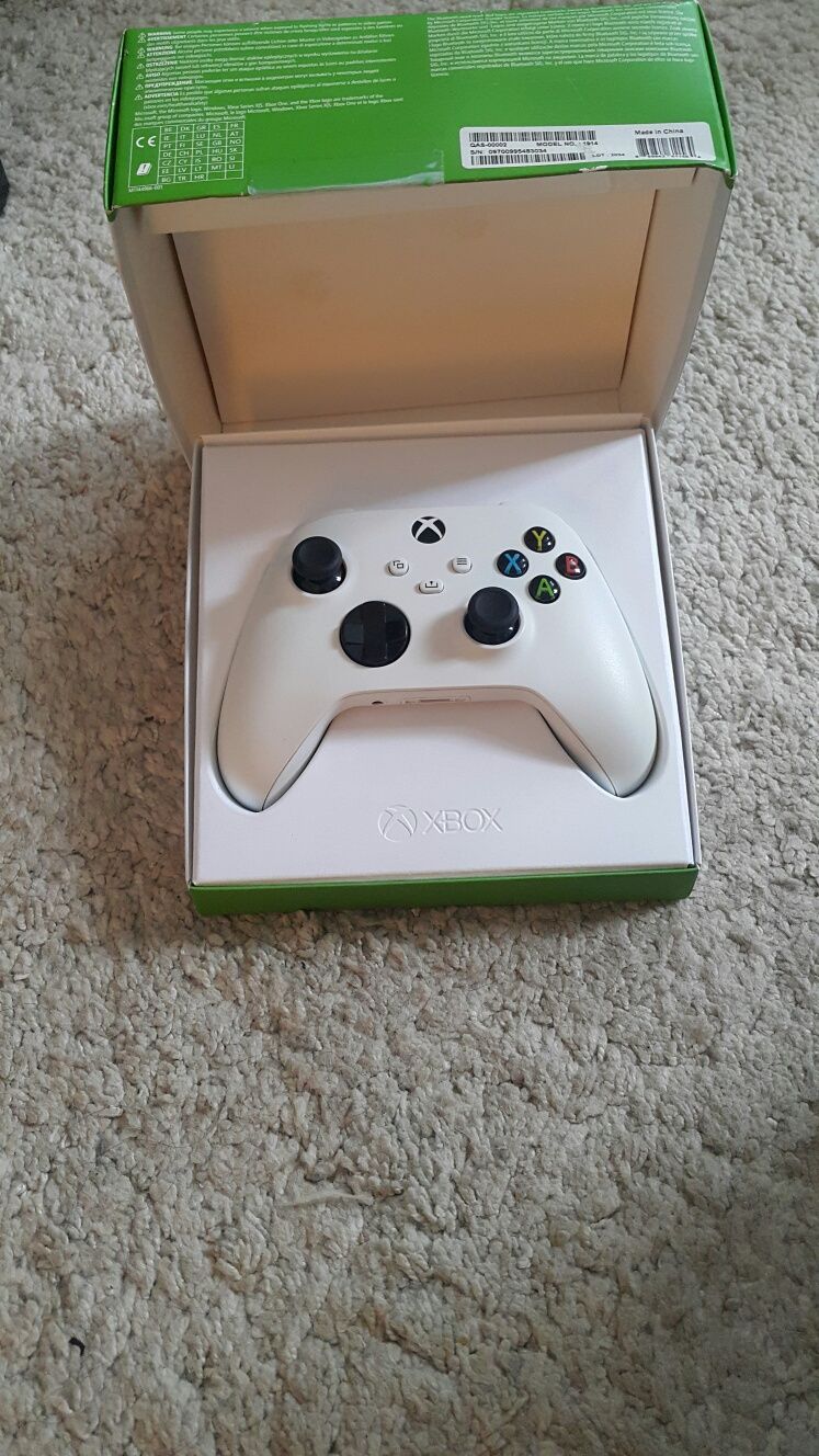 Контролери Xbox Series S серия С най-новите контролери на Xbox