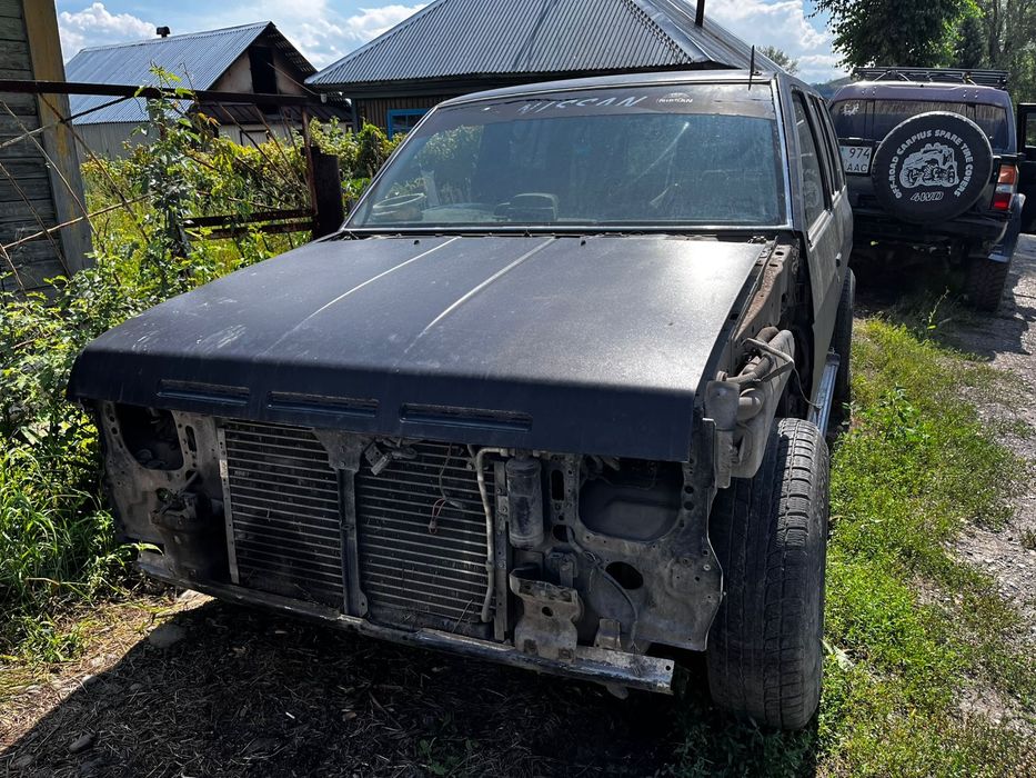 Продам по запчастям терано