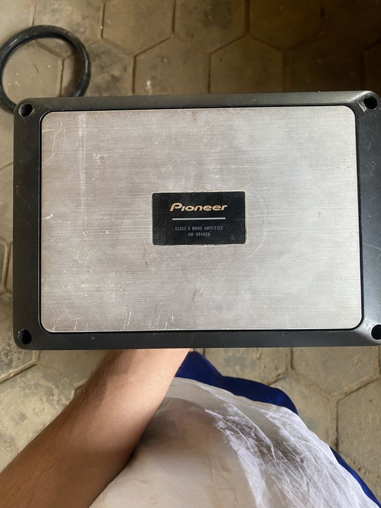 Pioneer magitafon va uslitel
