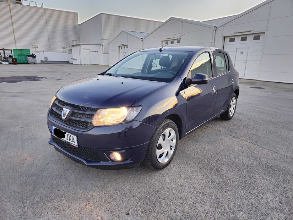 Dacia Sandero + GPL  - 2016 - euro 6 - Full Option