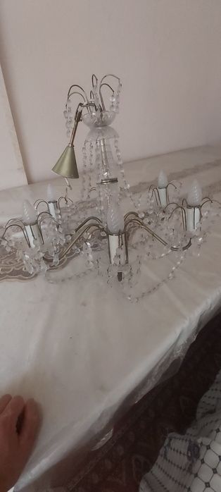 Продаётся хрустальная люстра