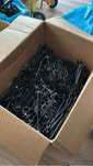 Umerase second-hand pentru bluz 50 bani/buc si pantaloni 0.75 bani/buc