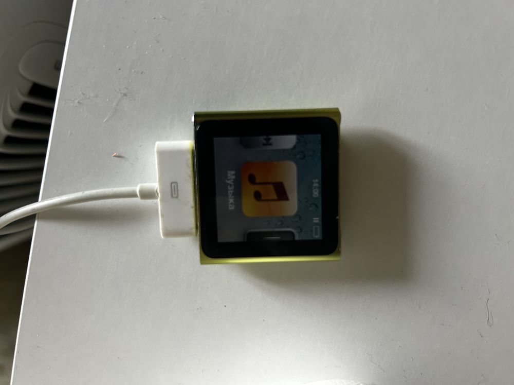 Продам ipod nano 6