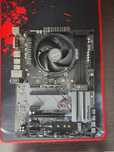 Placă de bază ASRock B450 Pro4 + Ryzen 3 2200G - Fără RAM