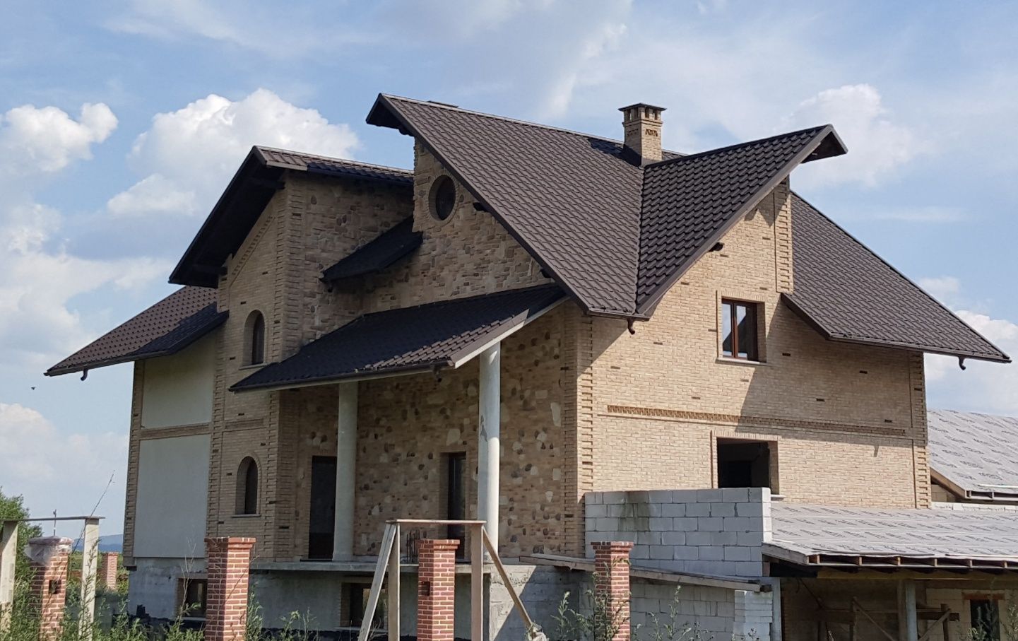 Montaj sisteme acoperisuri - reparatii acoperisuri Bucuresti Ilfov