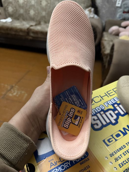 Skechers женская обувь.