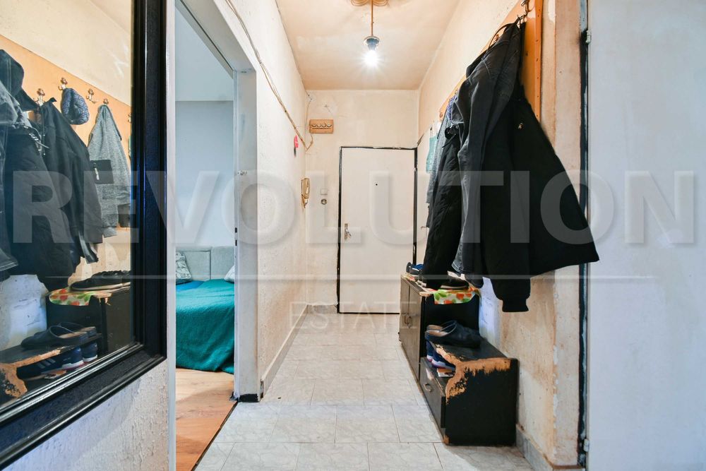 Продава се Тристаен апартамент в София, Люлин 8 - 86 кв.м за 1745 €/кв.м - Снимка #8