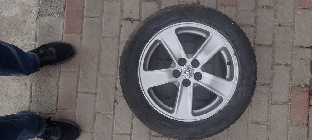 Jante aliaj cu anvelope iarnă