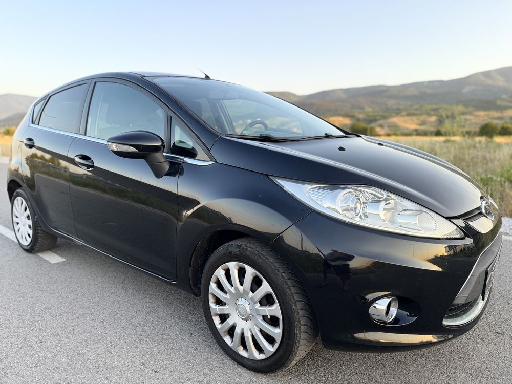 Ford Fiesta 1.4i 97к.с LPG / TITANIUM / PARKTRONIC