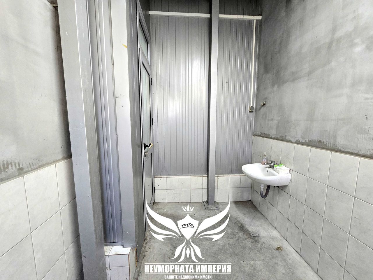 Дава се под наем Склад в Асеновград - 250 кв.м за 700 € - Снимка #12