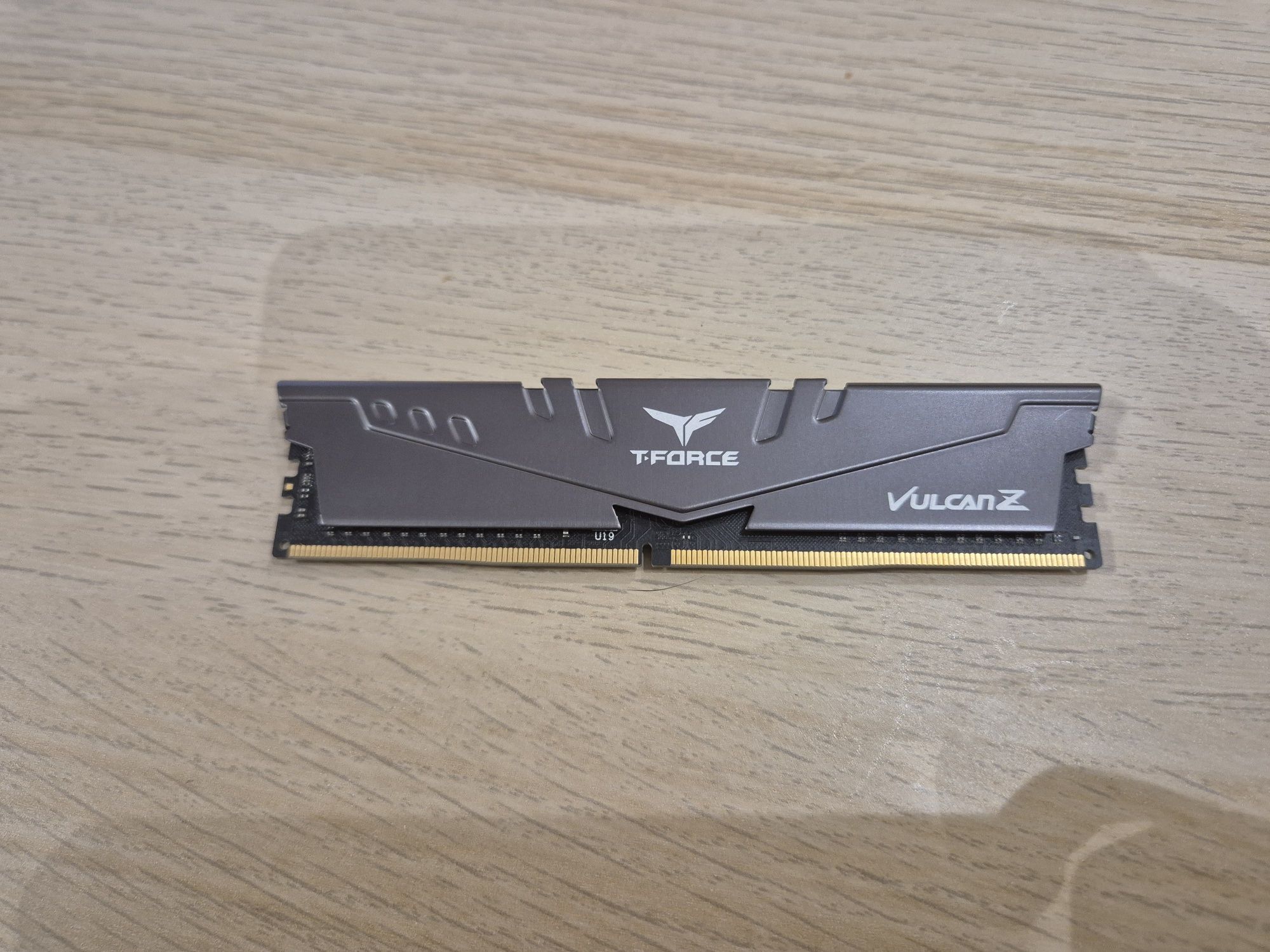 РАМ памет ddr4 16 gb / ram