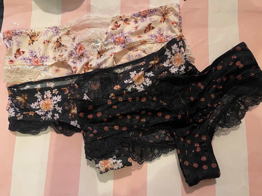 Lenjerie intima Victoria’s Secret