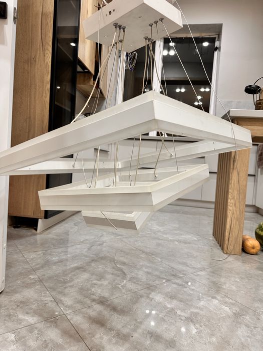 Люстра для гостинной