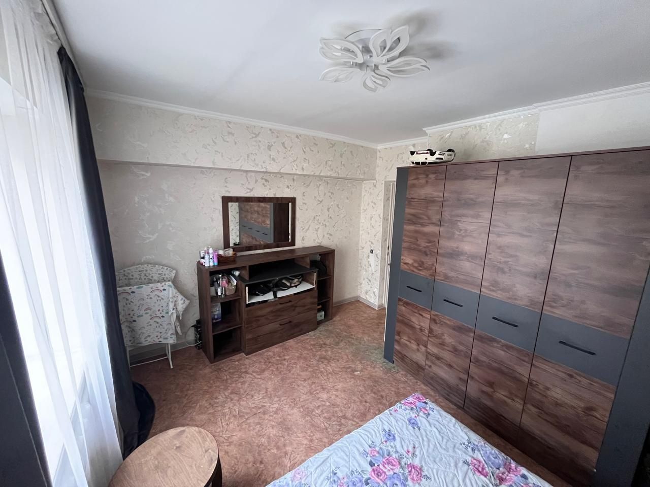Продам 3-х комнатную квартиру