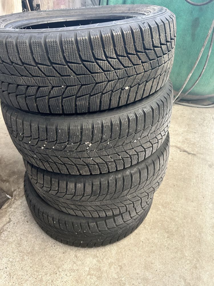 Triangle 205/55R16 шины комлект