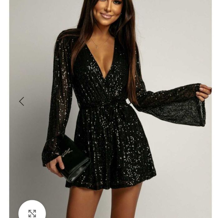 Дамски гащеризон с пайети.Размер С,нов с етикет