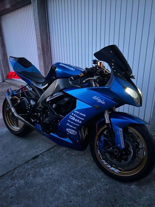 Kawasaki ZX10 R - anul 2009 -