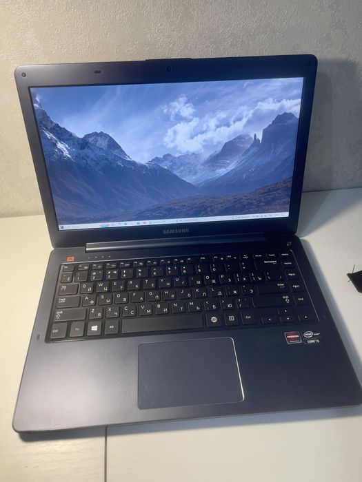 Ультрабук Samsung NP530U4E, i5, 8gb, Radeon 8750M