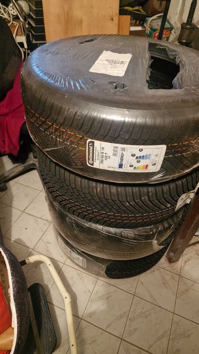Нови 4 гуми Continental 255/50 R19