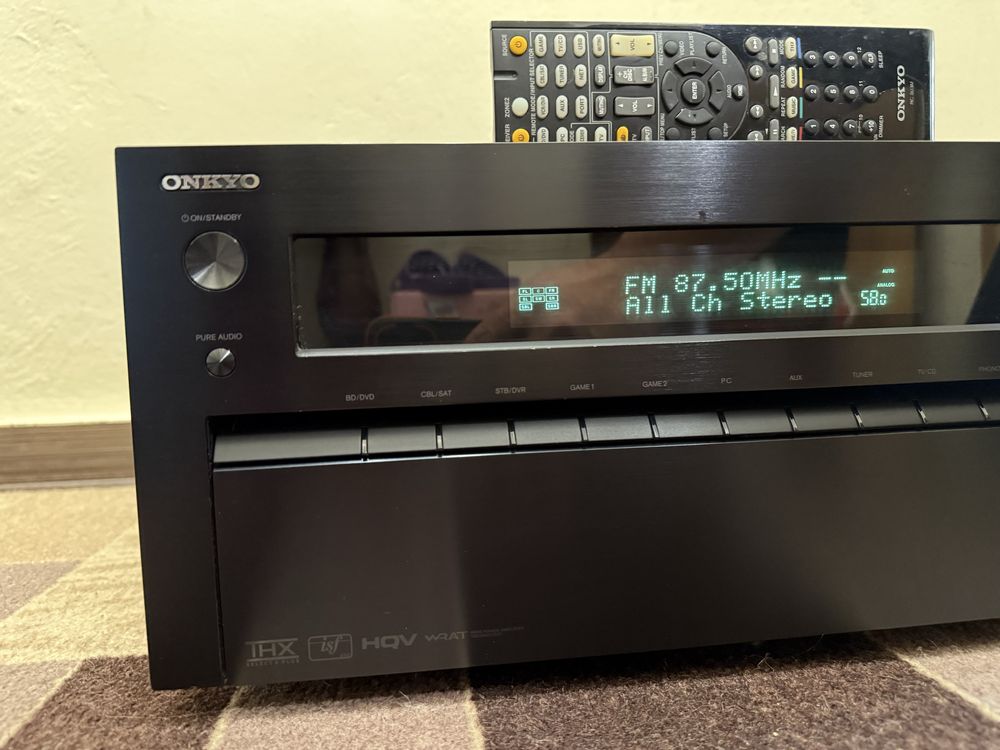 Onkyo TX-NR 818 Качествен и мощен ресивър