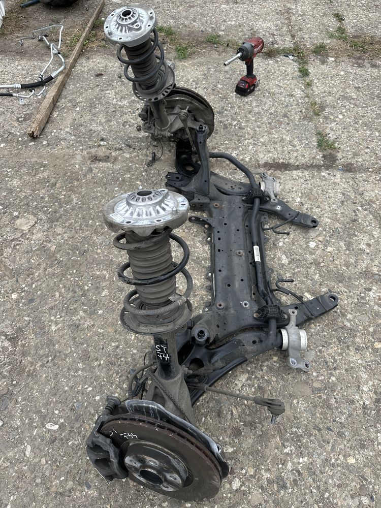 Punte / Amortizoare / Fuzete BMW Seria 1 F40, Seria 2 F44