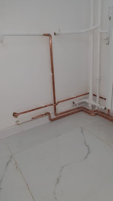 Meseriași ,instalator sanitar execut diverse lucrari