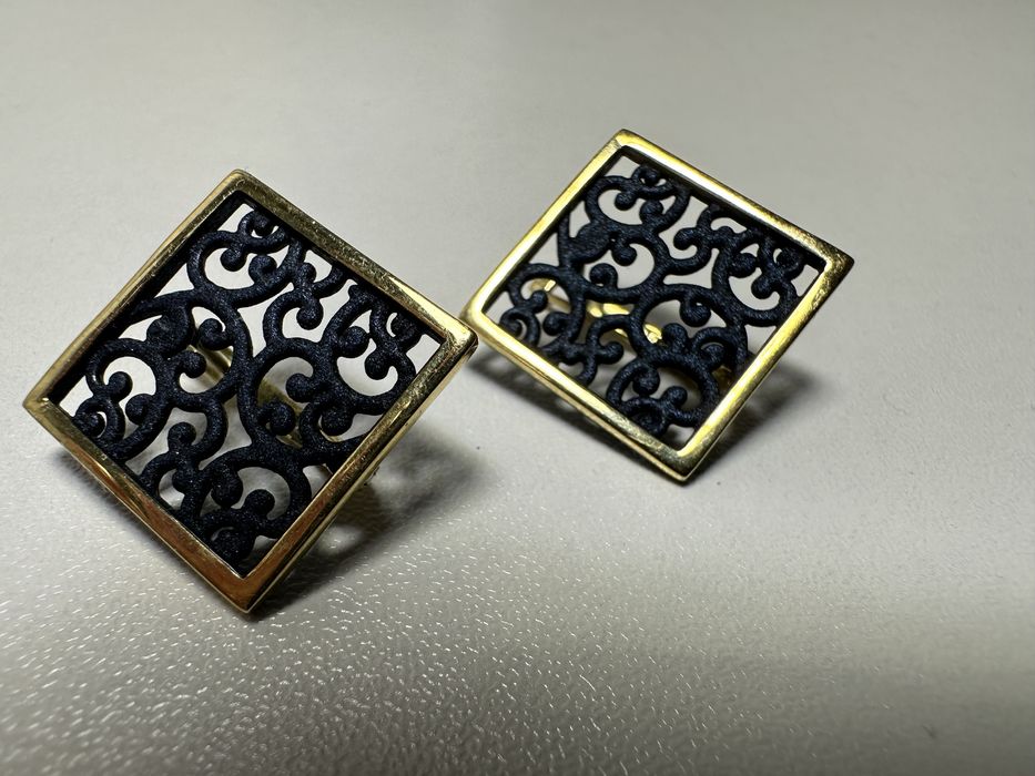 Сребърни обеци с позлата