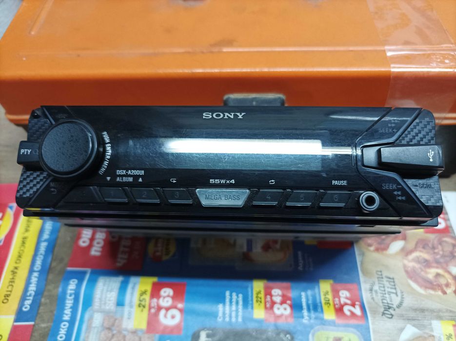 Радио плеър за кола Sony