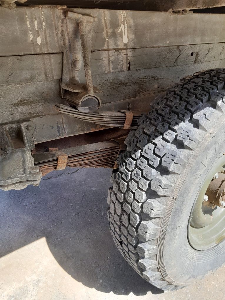 UAZ yuk mashinasi