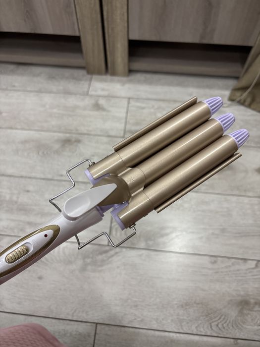 Плойка для волос с эффектом волны