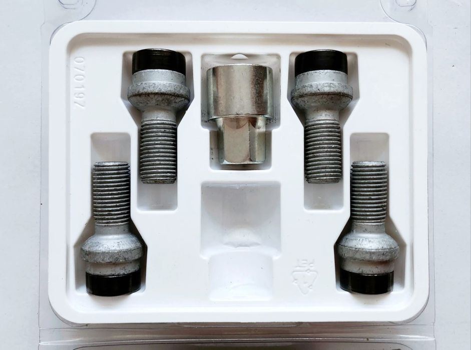 Set 4 prezoane antifurt McGard 28174 M14x1.5, 27.0mm, 17mm