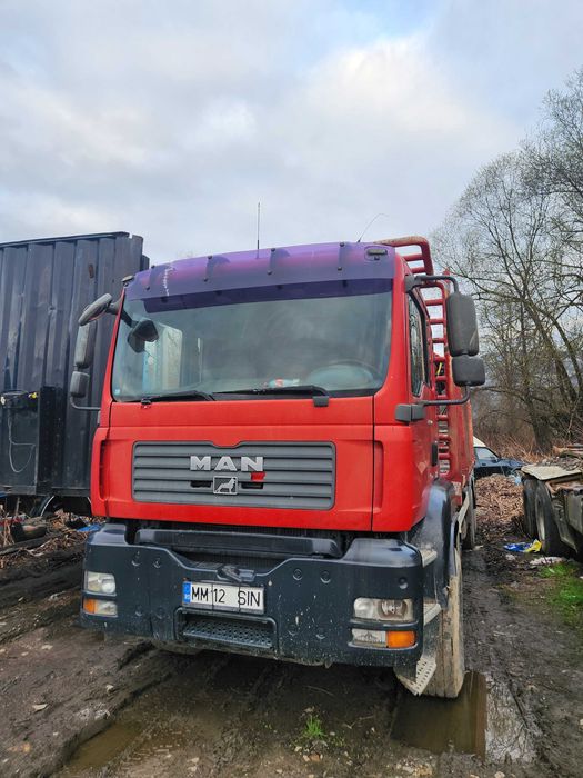 Camion forestier transport lemn, busteni Man 26.440