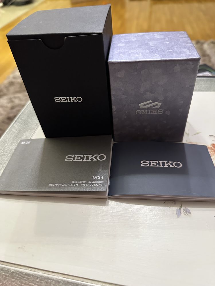 Seiko 5 sports field gmt